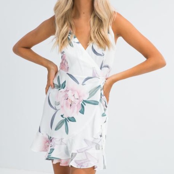 Hello Molly Dresses & Skirts - Floral Wrap Dress Hello Molly Dresses & Skirts - Floral Wrap Dress